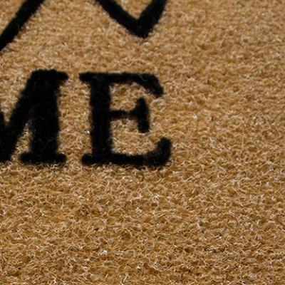 Close up of the surface of the imitation coconut palm door mat (2)