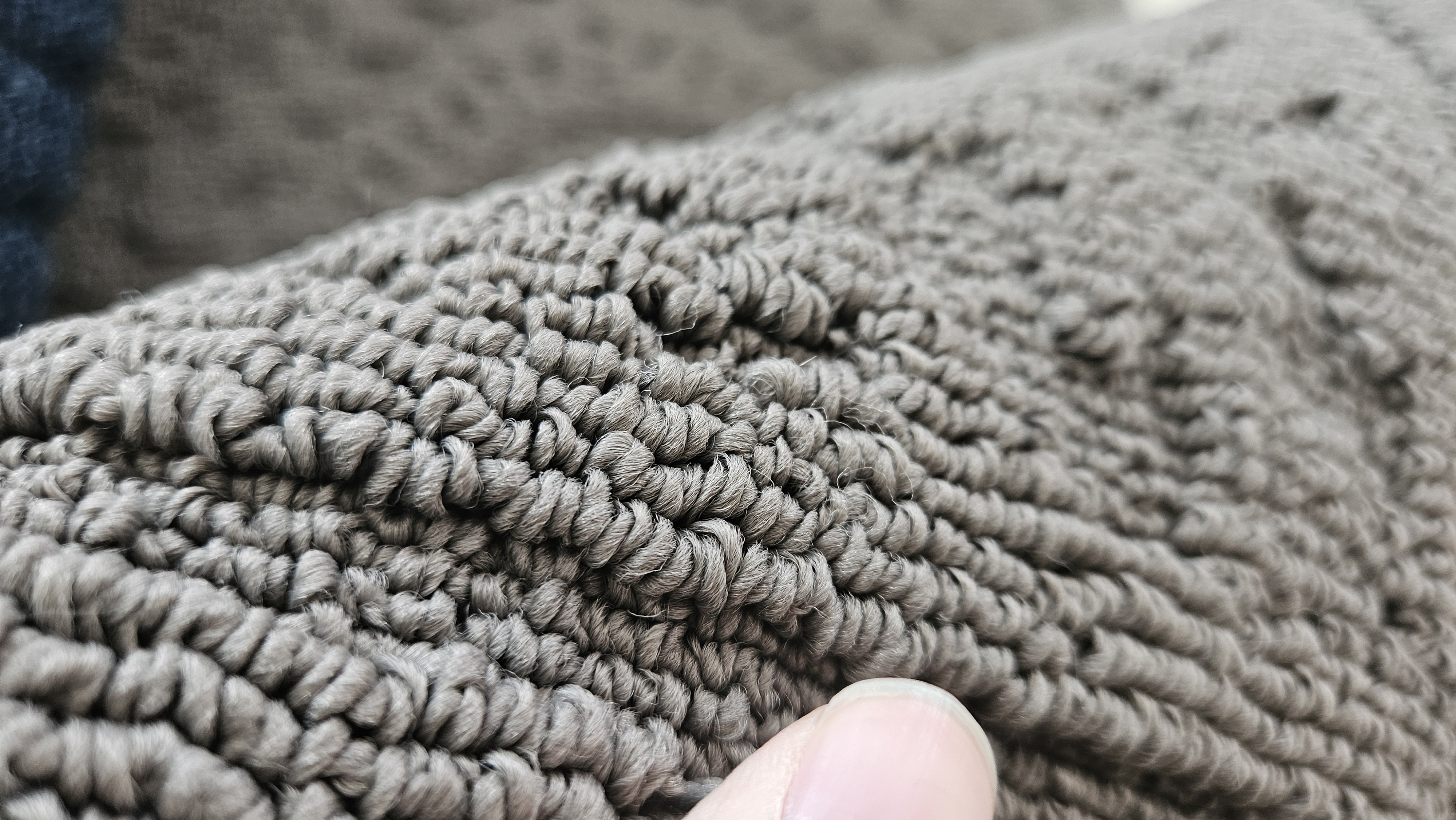 Circular velvet scraping sand cushion surface display (8)