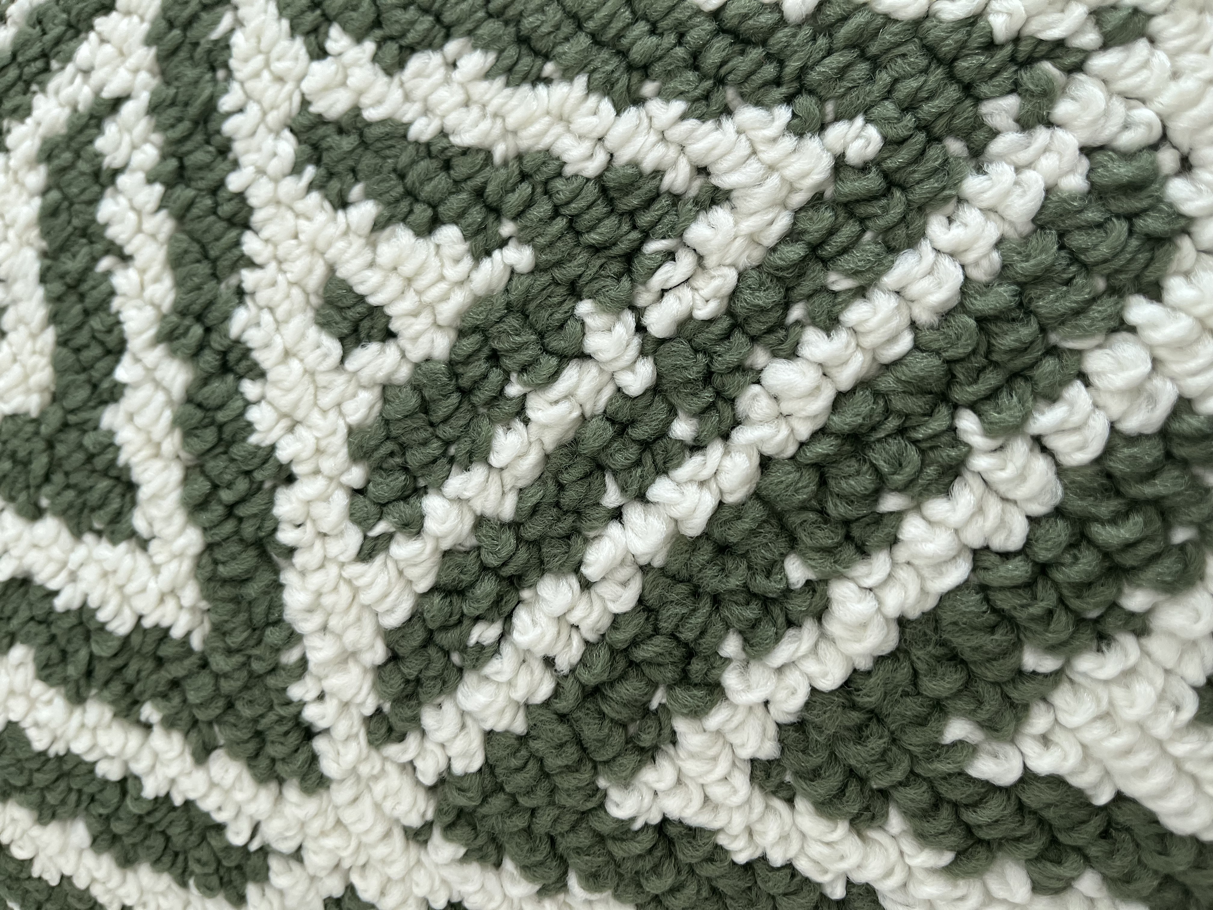 Circular velvet scraping sand cushion surface display
